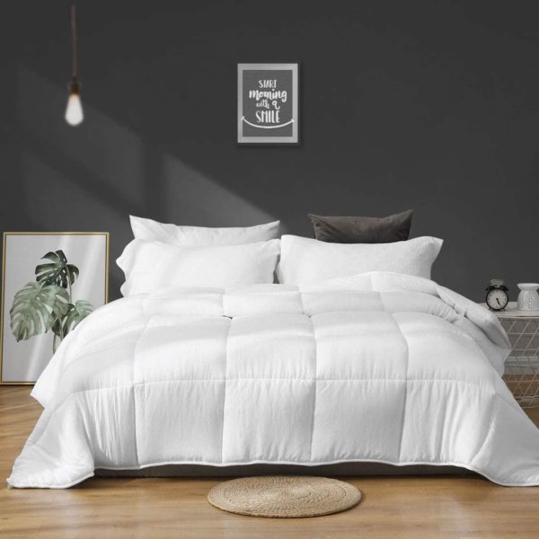 K07 - King Solid White Quilted (3-Piece Set)