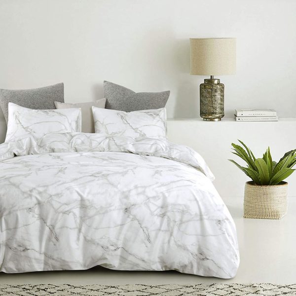 Q14 - Queen White/Soft Grey Marble Design (3-Piece Set)