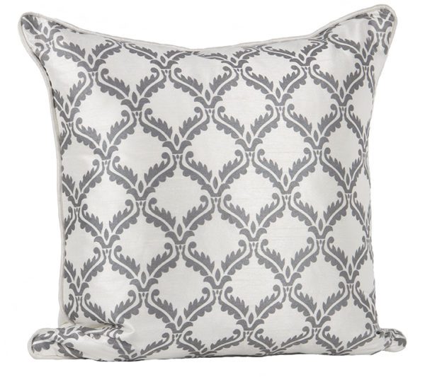 AC128 - Silver Damask