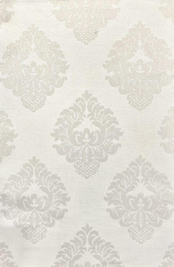 C78 - Indoor/Outdoor Tone on Tone Ivory Damask 8'x11'