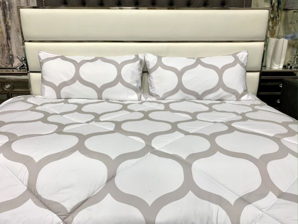 K06 - King White/Taupe Trellis Pattern (3-Piece Set)