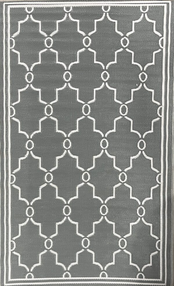 C91 - Outdoor Reversible Trellis Carpet 5'x8'