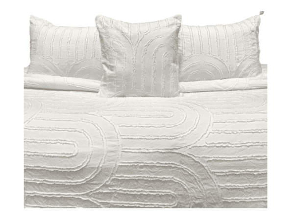 D02 - Double Comforter White with White Rainbows (4-piece set)