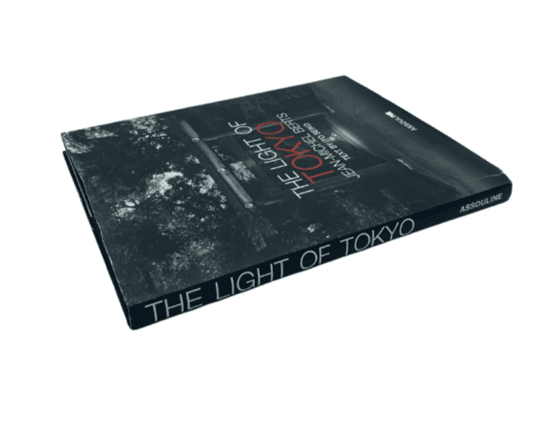 Book 18 - Coffee Table Book The Light Of Tokyo