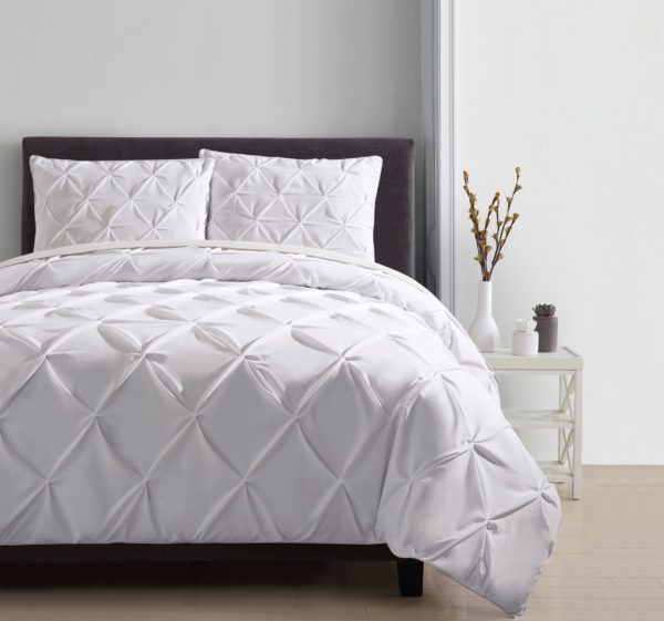 Q13 - Queen Bright White Pintuck (3-Piece Set)